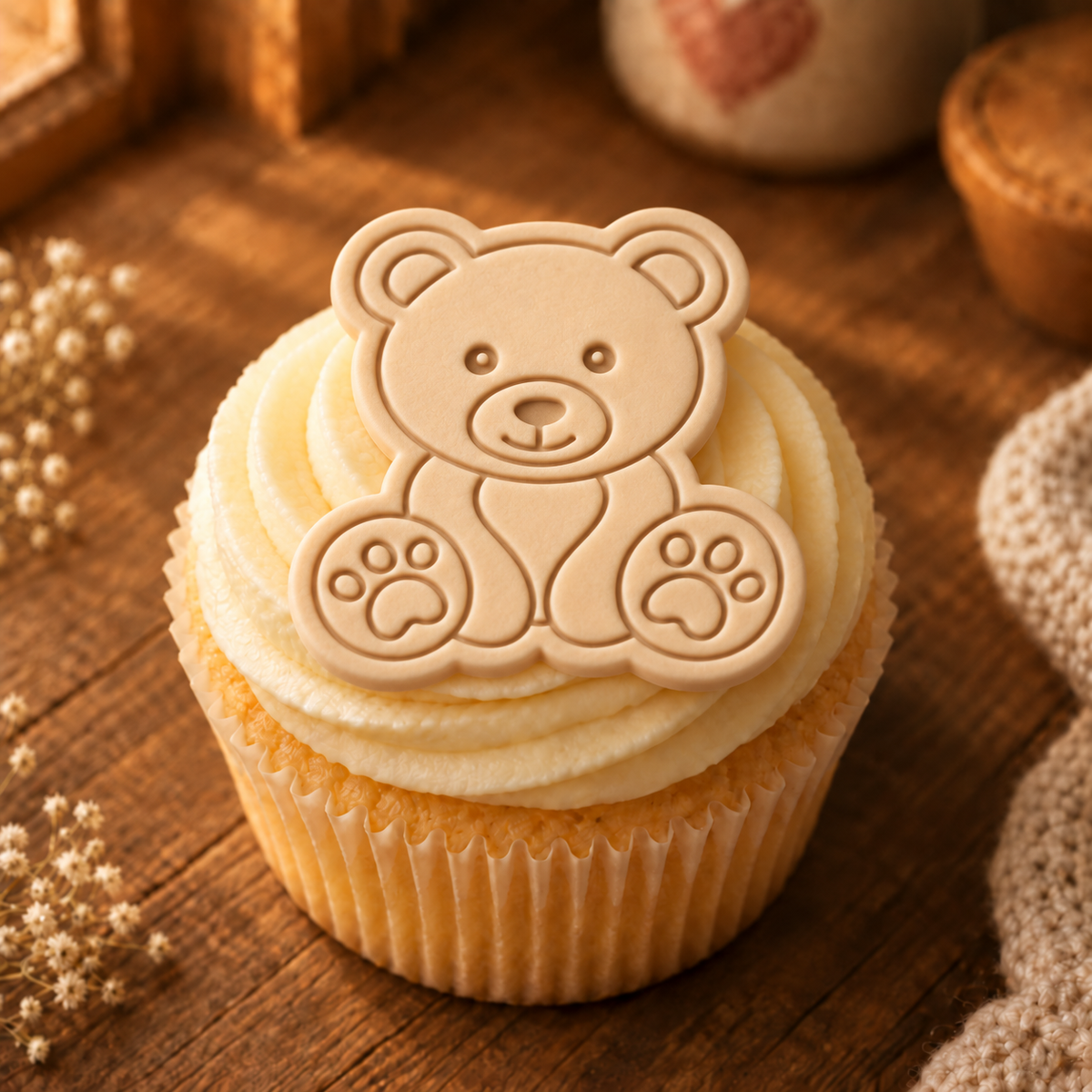1015. Teddy Cupcake Cutter and Stamp (5.5cm)