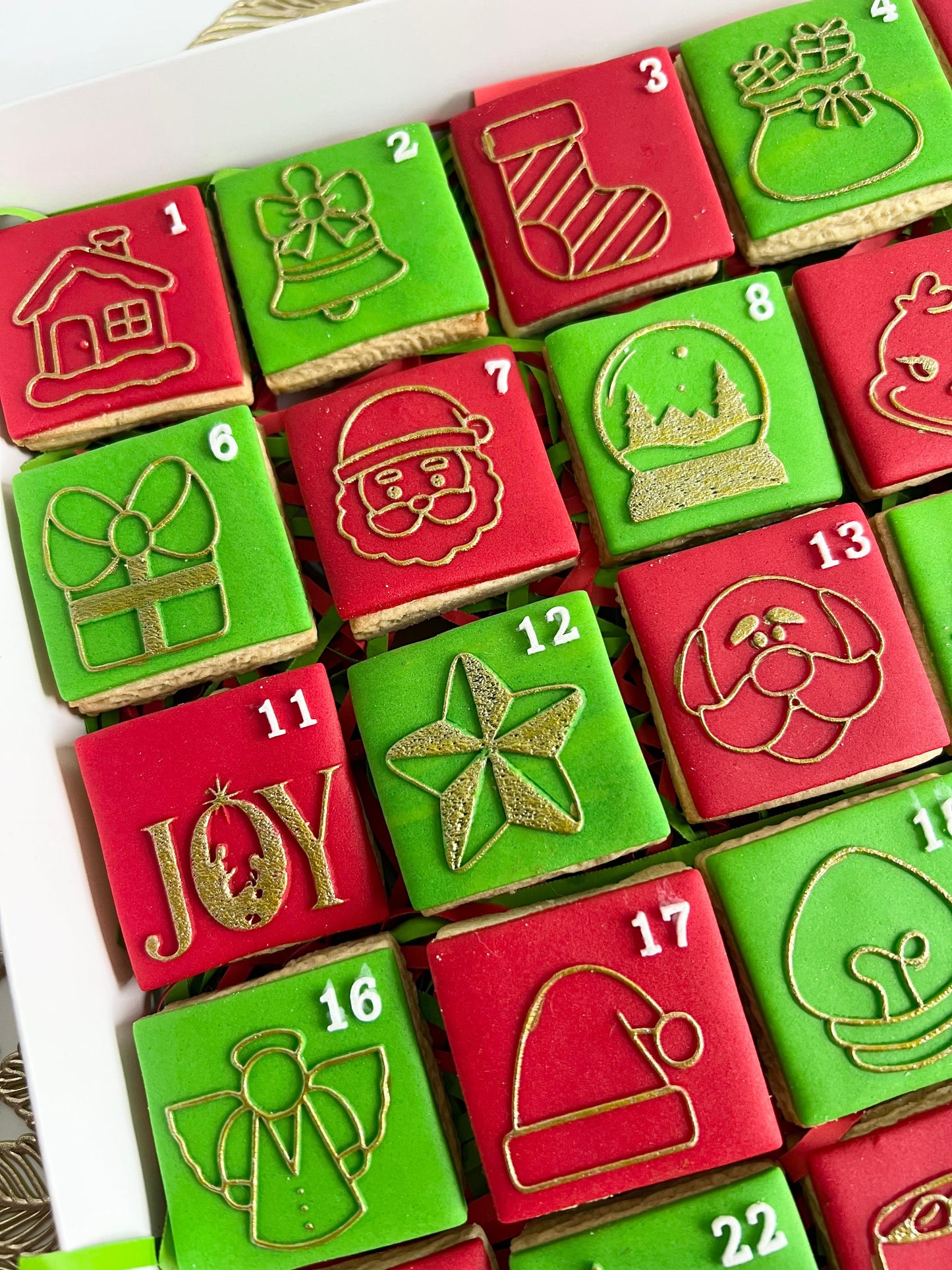 370. Advent Calendar Debosser and Cutter Set