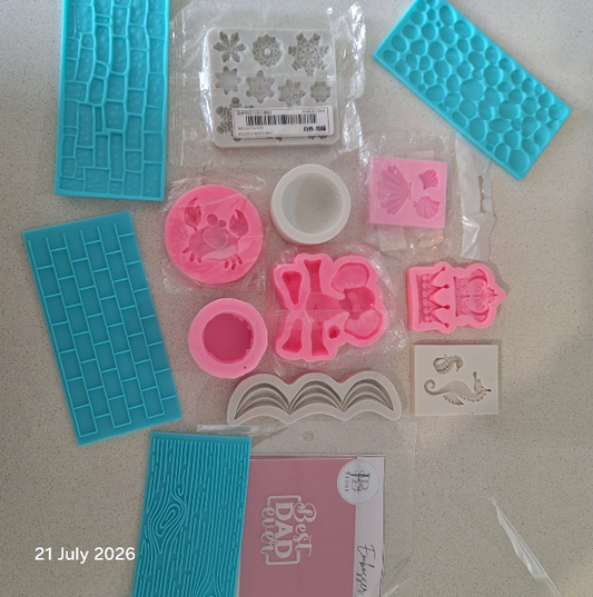 SALE BUNDLE 19 -  Moulds and impression tiles
