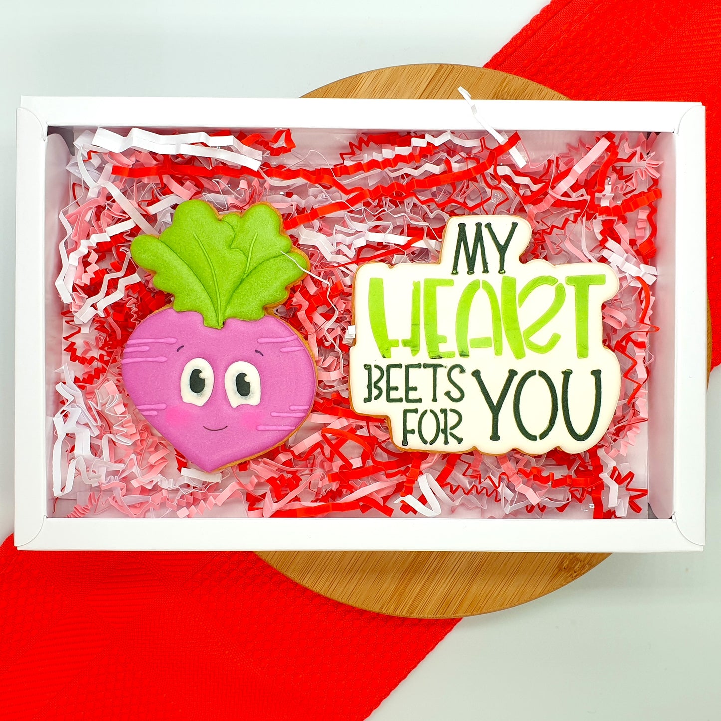 J294 - MY HEART BEETS FOR YOU COOKIE CUTTER SET (Stencil to be Bought Separately)