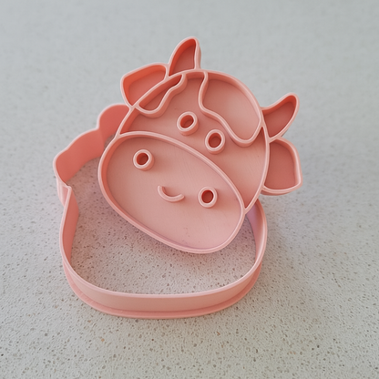 CUPCAKE CUTTER AND STAMP - COW